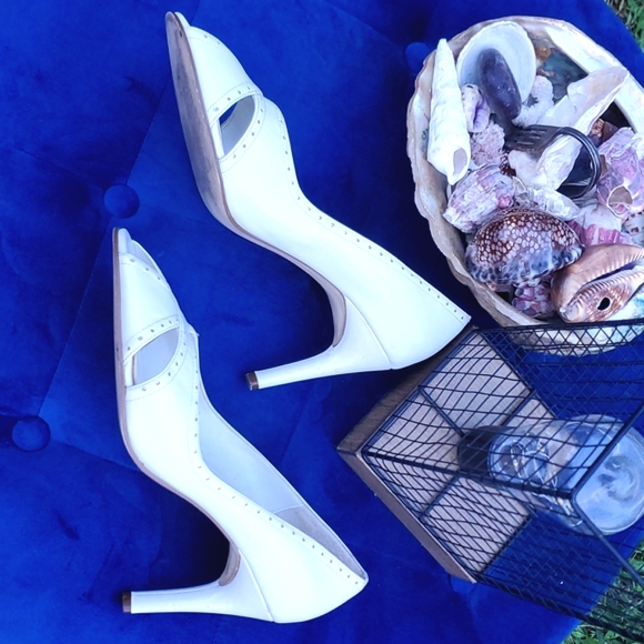 Peep-toe Pin-up Heels 👠 - Picture 6 of 6